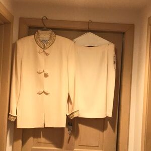 Elegant Cream Suit Set with Gold Accents